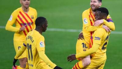 El Barcelona se llevó los tres puntos de su visita a Pamplona (0-2) con goles de Jordi Alba e Ilaix Moriba.
