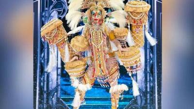 Yariela García, Miss Grand Honduras, compite con un majestuoso traje de Pech y colibrí