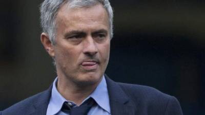 Mou entrena actualmente al Manchester United.
