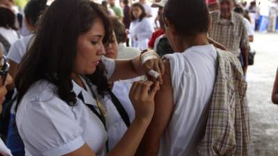 Están vacunando en los centros de salud.