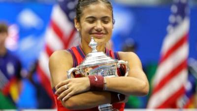 Raducanu es la más joven en ganar un Grand Slam desde el 2004. Foto AFP.