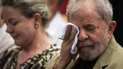 El expresidente brasileño está a punto de ir a prisión tras ser ratificada su condenada en la Corte Suprema.