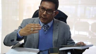 El comisionado Javier Franco informó que ayer venció el plazo de diez días que se amplió para que los candidatos cumplieran.