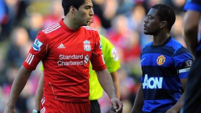 Patrice Evra y Luis Suárez se volverán a encontrar en la final de la Champions League.