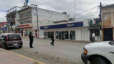 Un fuerte despliegue policial se registró en Veracruz tras el intento de asalto a un banco.