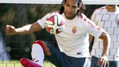 Radamel Falcao en un entrenamiento del Mónaco.