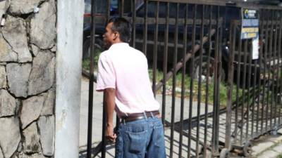 Familiares reclamaron ayer los cuerpos de las personas que la noche del sábado fueron asesinadas en Choloma y El Progreso en distintos hechos.