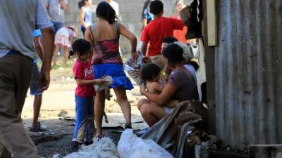 Las familias afectadas tienen siete días durmiendo en la calles.