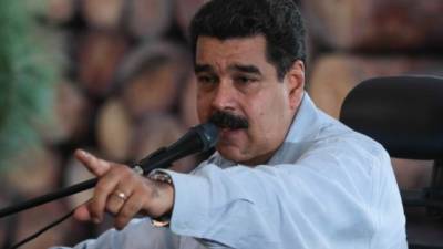El presidente Nicolás Maduro anuncia que si se atreven a sacarlo del poder está preparado para repelerlo con toda su fuerza. Foto: EFE