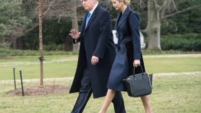 Ivanka ha sido criticada por guardar silencio ante las acusaciones de acoso sexual contra su padre. //AFP.