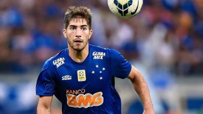 Lucas Silva, 21 años, ya es nuevo jugador del conjunto blanco.