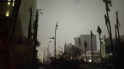 Protección Civil de México instó a reforzar las medidas de seguridad que deben tenerse en cuenta durante el paso de huracanes y fenómenos naturales similares.