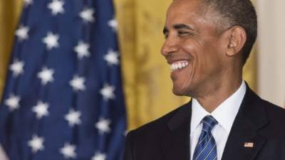 Obama también criticó al liderazgo del partido Republicano por continuar apoyando a Trump.