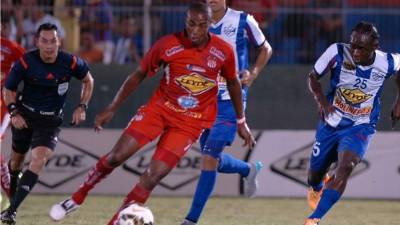 Cocoteros y jabos se enfrentarán en la Copa Presidente que cada vez se pone más interesante.