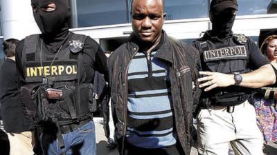 Urrutia Quejada, quien había sido solicitado por las autoridades hondureñas, es acusado por el delito de facilitación de medios de transporte para el tráfico ilícito de drogas en perjuicio de la salud pública del Estado de Honduras.