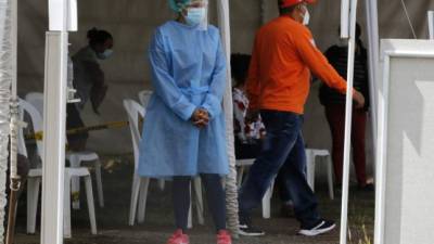 Los datos de la pandemia en Honduras muestran que la tasa de letalidad sigue a la baja, pero también lo hacen las recuperaciones, en tanto que la cifra de casos ya supera los 109 mil.