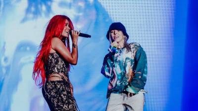 El pasado marzo, Young Miko fue invitada especial durante el concierto de Karol G en el Estadio Hiram Bithorn, en San Juan, Puerto Rico.