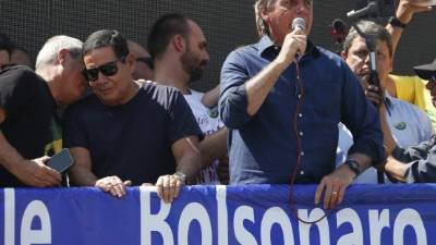 Bolsonaro lideró una masiva manifestación en Brasil pese al repunte de contagios por el covid 19./AFP.