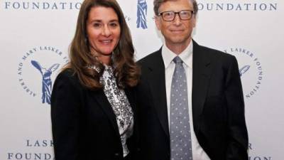 La fundación de Bill y Melinda Gates contribuye monetariamente en la lucha contra el ébola.