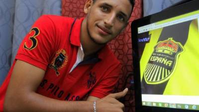 César Oseguera está feliz por fichar con el Real España.