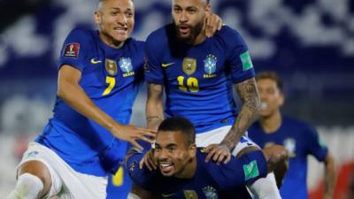 La selección de Brasil sigue con camino perfecto en las eliminatorias rumbo a Catar. Foto EFE.