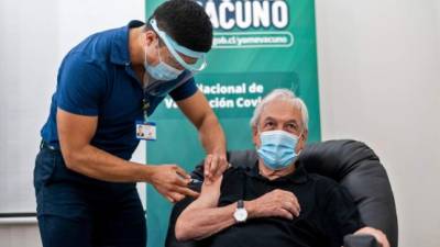 El presidente de Chile, Sebastián Piñera, recibió la vacuna china de Sinovac contra el covid 19./AFP.