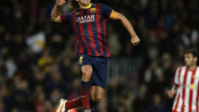 Puyol, celebrando su último gol con el Barça el pasado domingo ante Almería.