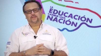 El ministro de Eduación, Arnaldo Bueso, explicó que el retorno a clases presenciales en Honduras se realizará bajo un protocolo de bioseguridad.
