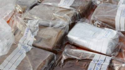 Una niña de seis años llevó paquetes de heroína al salón de clases en Filadelfia.