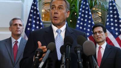 Presidente de la Cámara John Boehner habla con la prensa.