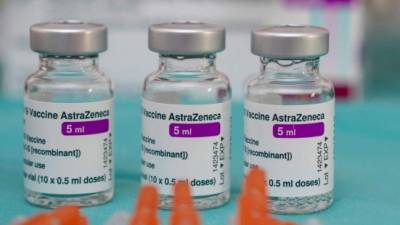 El uso de la vacuna de AstraZeneca provoca ciertos recelos entre las autoridades sanitarias de diversos países, debido al riesgo de peligrosos, pero infrecuentes casos de trombosis entre personas que habían sido vacunadas con ella.