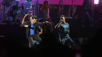 Chayanne contagió con su ritmo y carisma.