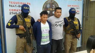 Olvin Montoya Martínez (28) y Erick Blanco Sierra (21) fueron detenidos en la colonia Centroamérica.
