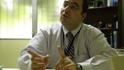 El siquiatra Rolando López hace un llamado a los políticos por considerar que son ellos los que tienen el poder de cambiar esta situación transmitiendo a sus seguidores mensajes de respeto a los ideales, reconciliación y convivencia.