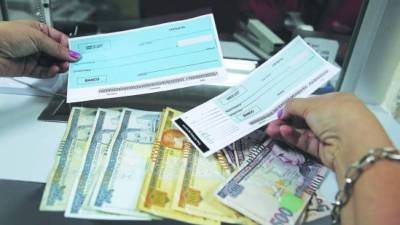 El cheque es un sistema de pago seguro y confiable, pero las personas naturales y jurídicas poco a poco están migrando a las transferencias electrónicas y banca en línea.