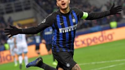 Mauro Emanuel Icardi del Inter celebra un gol durante un partido. EFE/Archivo