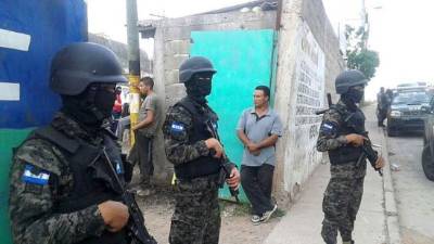 Los dos detenidos serán investigados para determinar si tuvieron participación en el acto criminal.