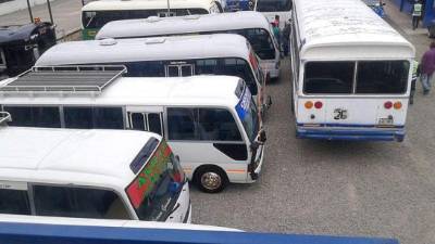 Las unidades en su mayoría presentaron irregularidades en la documentaciones y placas.