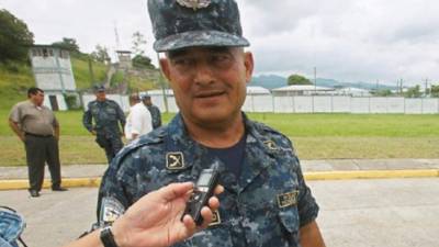 Jorge Alberto Regalado, teniente del Ejército de Honduras y subdirector del Centro Femenino de Adaptación Social de Honduras, fue asesinado de varios disparos de bala en la carretera CA-5.