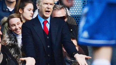 Arsene Wenger durante el partido contra el Chelsea.
