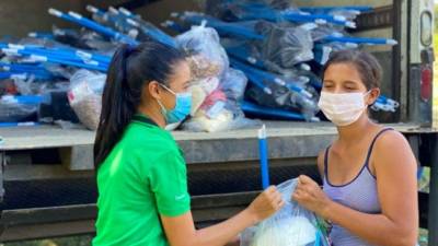 La mayoría de la asistencia consiste en alimentos y productos para el cuidado personal.