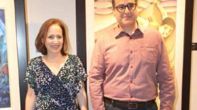 Alexia Foglia, vicepresidenta de banca de empresas de la región norte de Banco Atlántida, y Gustavo Larach
