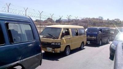 Los buses rapiditos de la ruta Ciudad España-Mercado en Tegucigalpa.