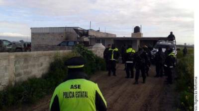Desde temprana hora, policías de México arribaron a la casa donde se conecta el túnel que sirvió de vía para el escape de Joaquín 'El Chapo' Guzmán.