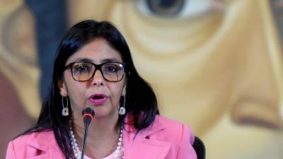 La canciller venezolana, Delcy Rodríguez citó una 'coalición intervencionista' que presiona al presidente Nicolás Maduro como uno de las motivos del retiro de su país del organismo interamericano. Foto: AFP