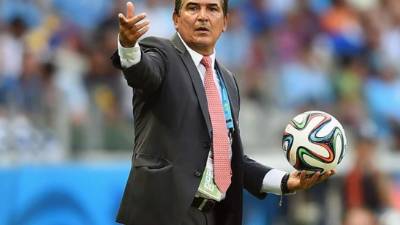 El técnico Jorge Luis Pinto espera llegar más lejos con la selección tica.