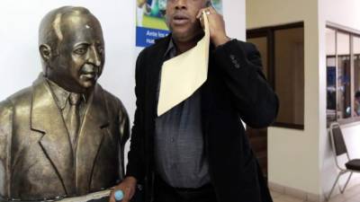 Hernán Medford, entrenador de la Selección de Honduras.