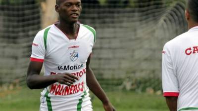 Félix Crisanto jugará en el Motagua.