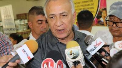 Mauricio Oliva reaccionó al ser consultado sobre la petición del nacionalismo al mandatario.