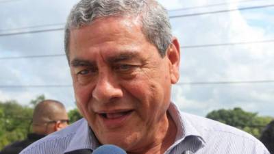 Leopoldo Crivelli, alcalde de Choloma, afirma que la Fiscalía se ha ensañado en su contra. En 2014 fue abuso de autoridad, malversación de caudales públicos y falsificación de documentos. En 2019, fue capturado por la Atic.